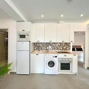  Appartement Malagueta Iii & Terrace By Ele